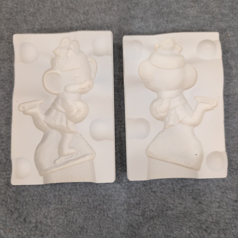 Albertas Molds A286 Vintage 1982 Skating‎ Mouse Soap Candle Plaster Mold - Picture 2 of 5